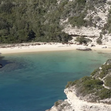 Santa Giulia Park 1 Avec Piscine A Proximite Des Plages Lejlighed *