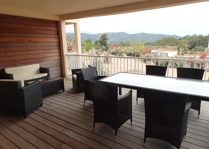 Résidence Santa Giulia Park 1 Avec Piscine à Proximité Des Plages Porto-Vecchio (Corsica)